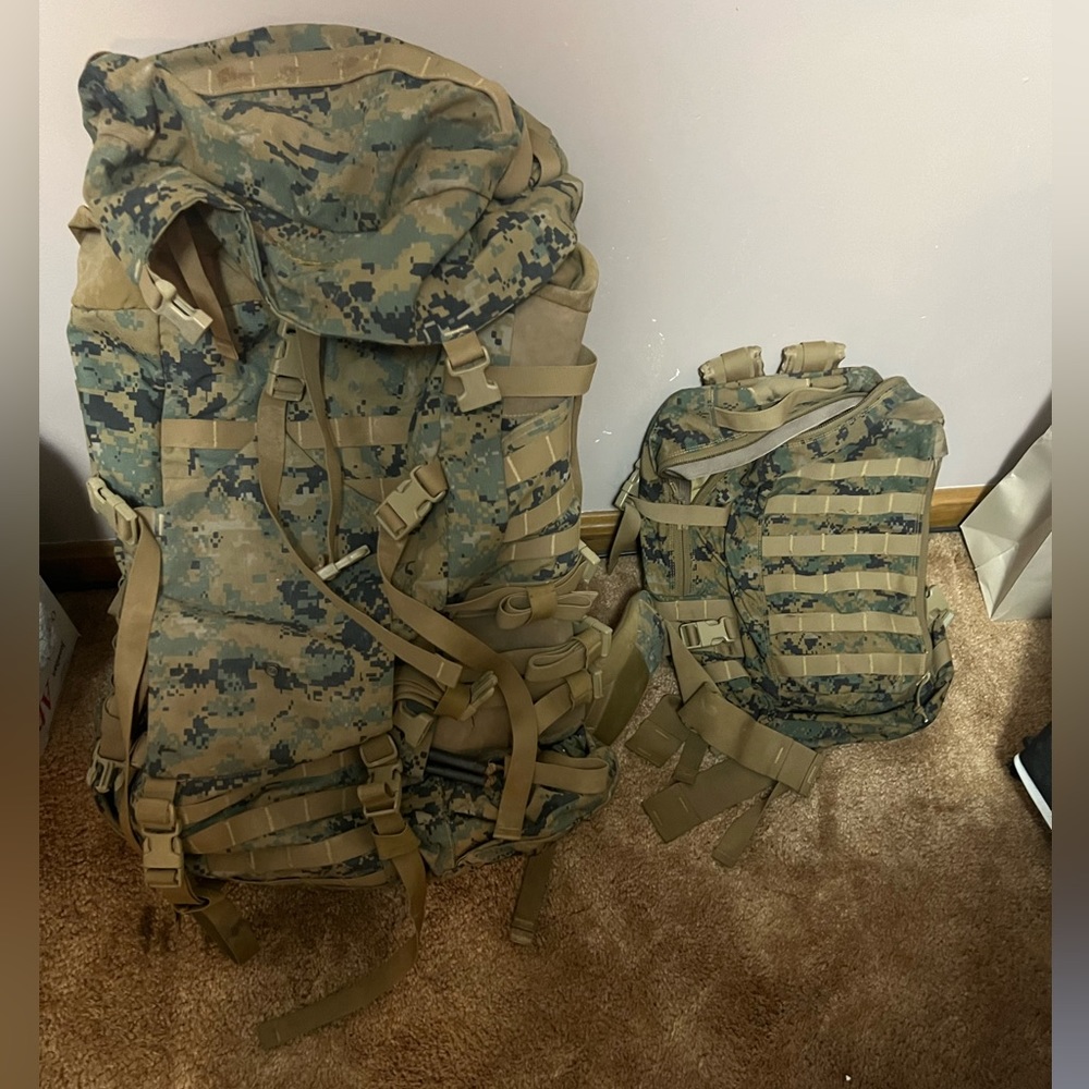 Complete USMC ILBE Rucksack and Assault bag with lid